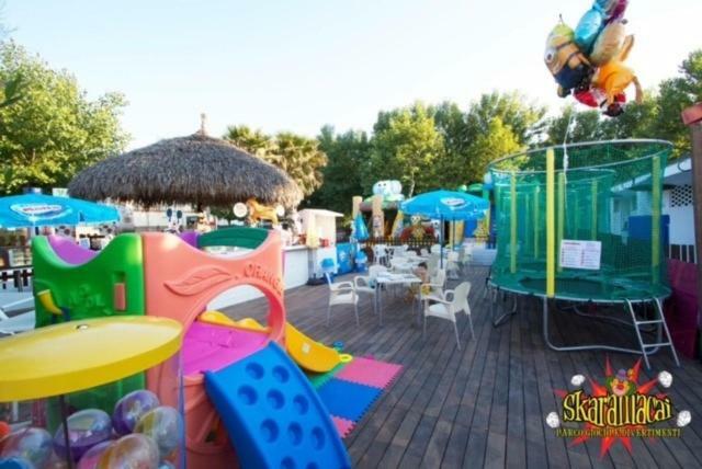 Hotel Loretta Ріміні Екстер'єр фото